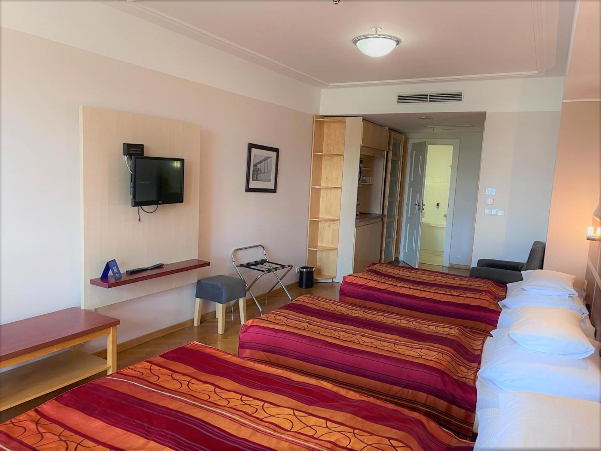 Ea Julis 4* Prague
